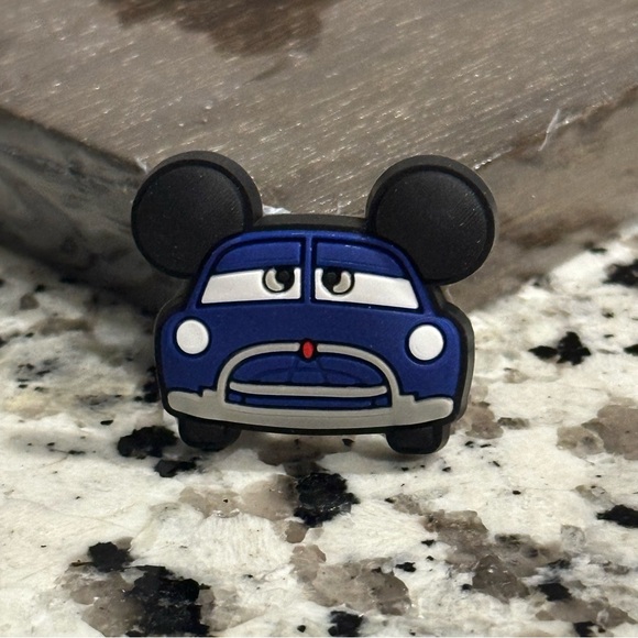 🌻5/$15🌻 Doc Hudson with Ears  Cars Croc Charm - Picture 1 of 1
